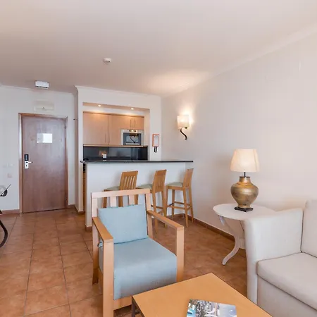 Pestana Viking & Armação de Pêra