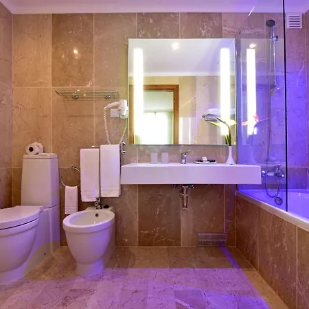 Pestana Viking & فندق Armação de Pêra