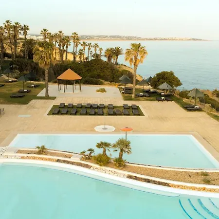 Pestana Viking & 4*