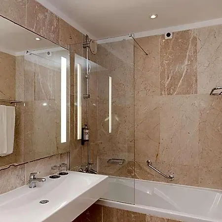 Pestana Viking & 4* Armação de Pêra