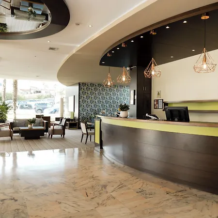 佩斯塔纳维京海滩spa度假酒店 4* Armação de Pêra