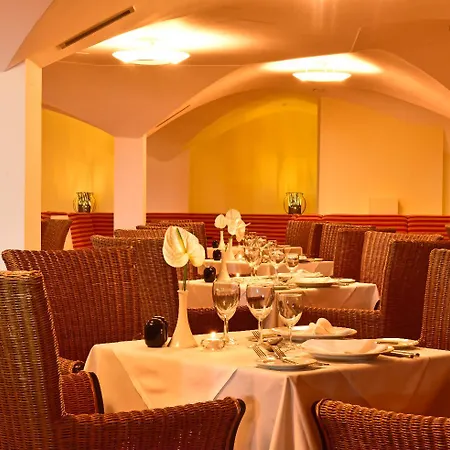 Pestana Viking & Armacao de Pera