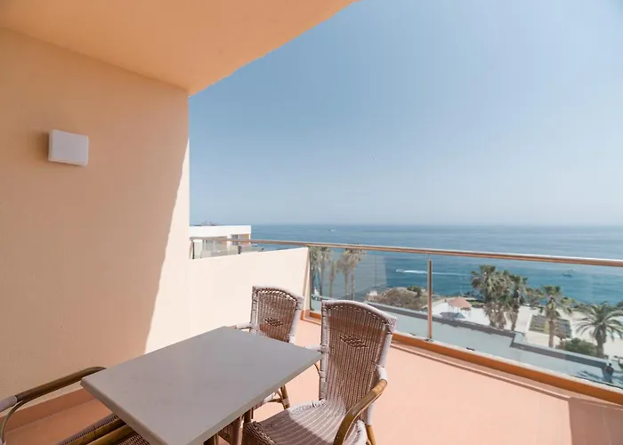 Pestana Viking & 4* Армасан-де-Пера