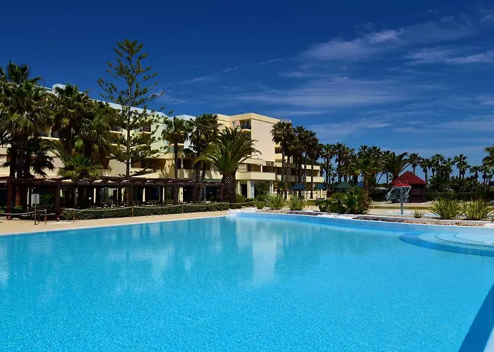 Отель Pestana Viking & Армасан-де-Пера